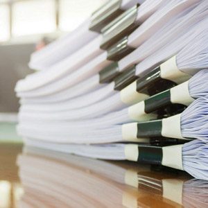 Standardy dotyczące zbrojenia niemetalicznego i jego zastosowania w konstrukcjach betonowych